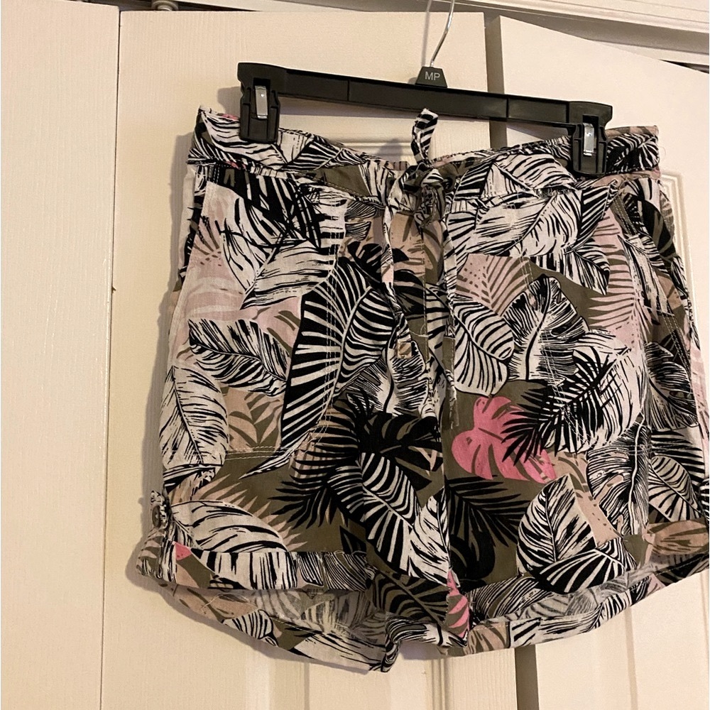Floral shorts
